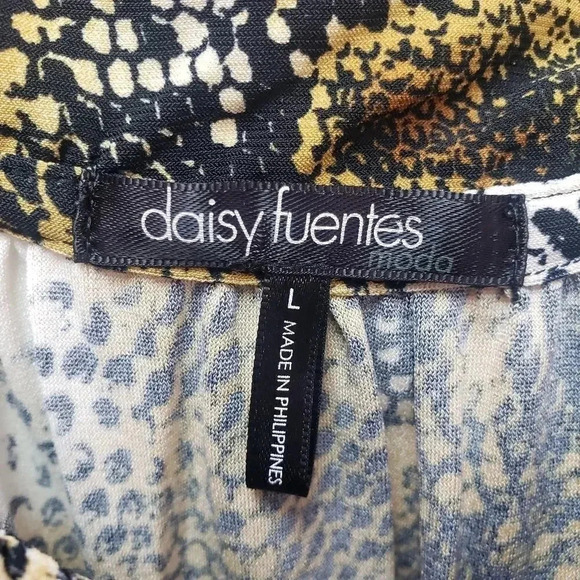 Daisy Fuentes Animal Print Flowy Top - Picture 2 of 5